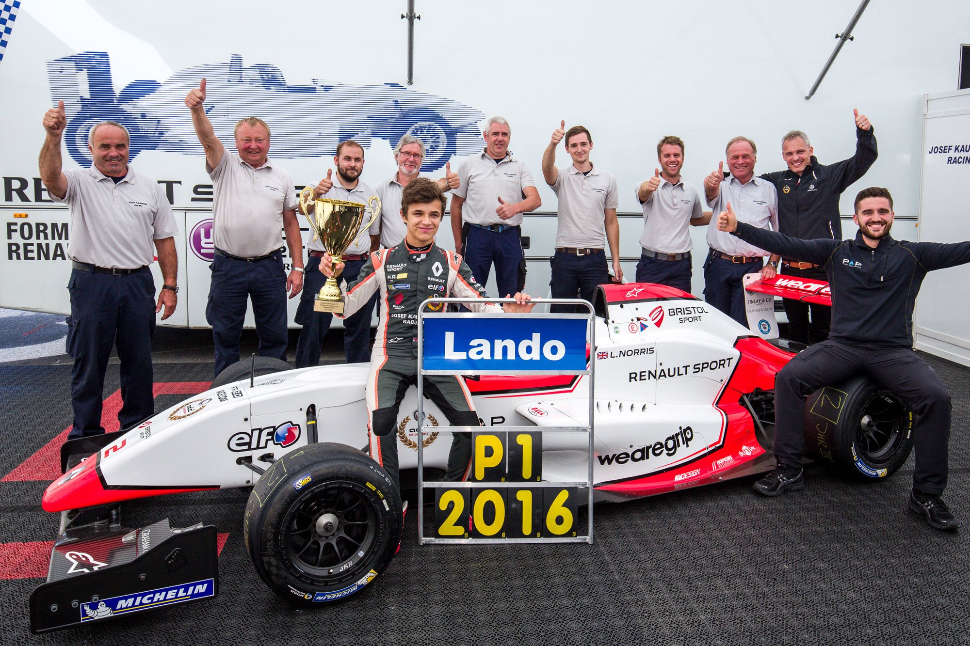 More information about "Lando Norris ci parla del World Fastest Gamer McLaren"