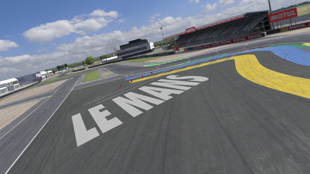 lemans.thumb.jpg.06416deb9998091f21e285ce7c162f58.jpg