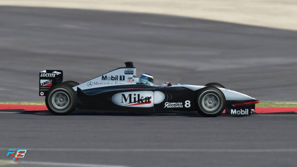 mclaren.thumb.jpg.1cae0975dde9a65aaf5e8737e94065bd.jpg