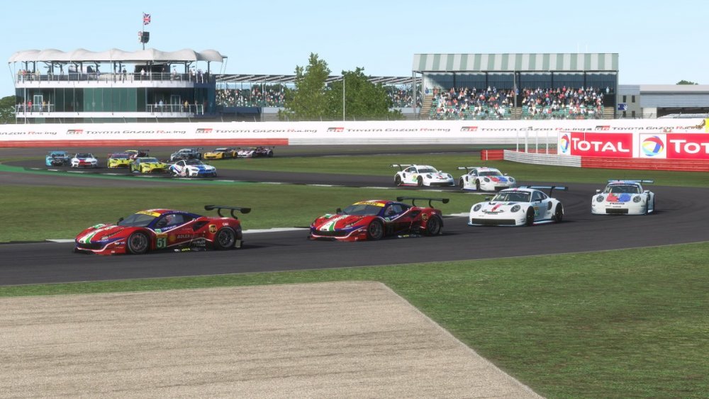 2081847576_preview_Silverstone_GTE_1.thumb.jpg.653f9cc99850e61efc185d68f07c3b25.jpg