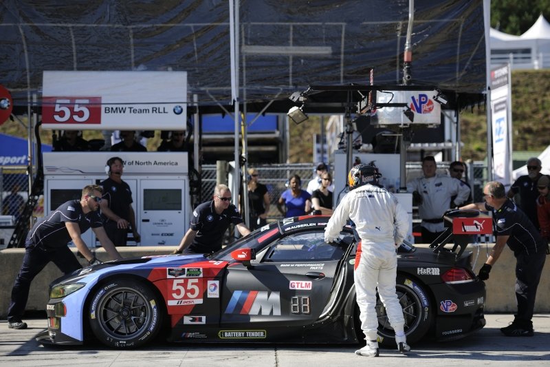 RaceEngineer.jpg.536a71c0c5b178f96c657457544d9d1f.jpg