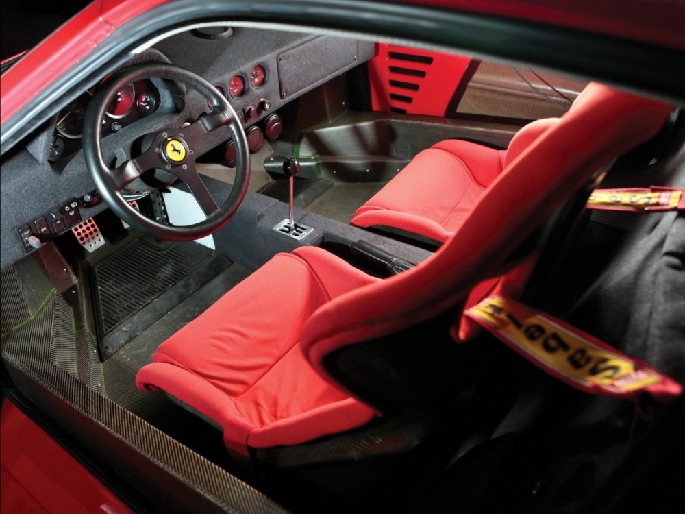 cockpit.thumb.jpg.f65ac7ce88cf4f1cac925d381f0317eb.jpg