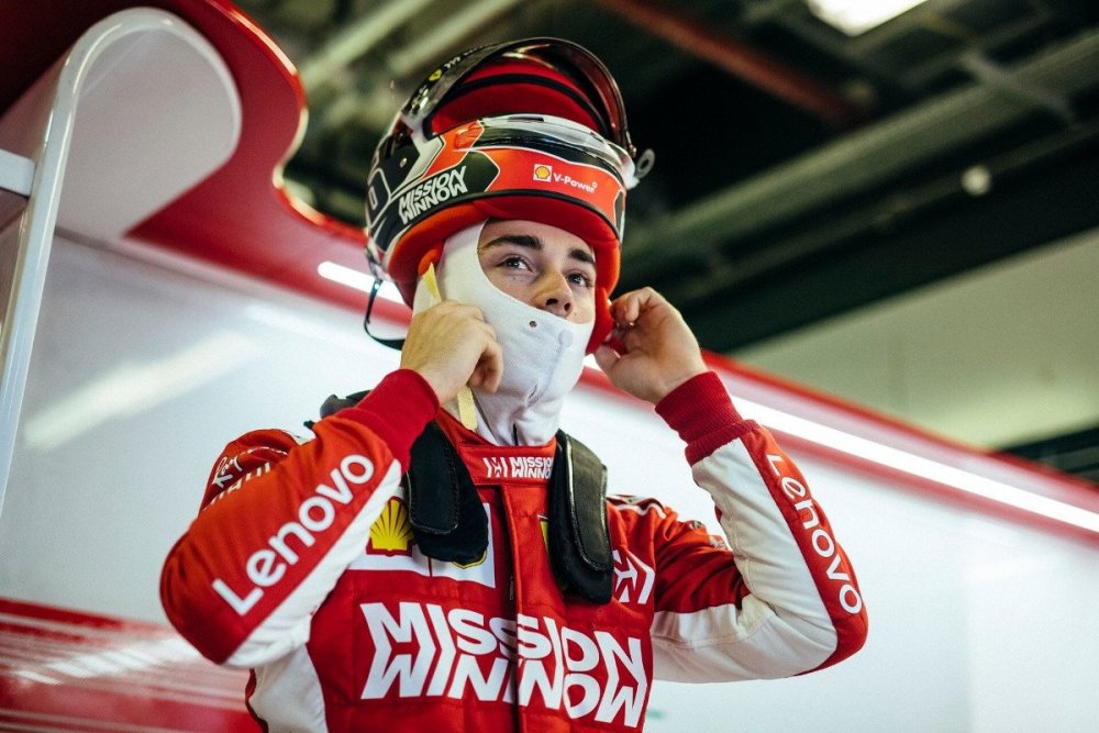 leclerc.thumb.jpg.40e0b308ca6730ea22defe695dee2eaf.jpg