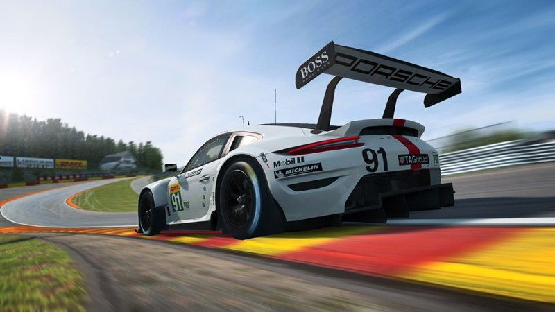 porsche-911-7.jpg.32a580c4bdab0f829b97703dd2b33bf0.jpg