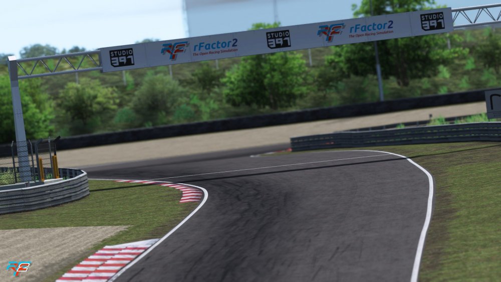 zandvoort_2020_screenshot_05.jpg