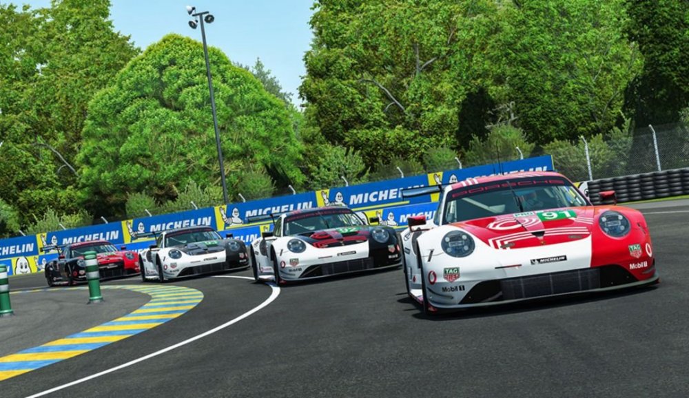 635641341_b-VierWerks-Porsche911RSRbeidenvirtuellen24HvonLeMans1.thumb.jpg.72a156f510f4cda5cb9e1c93bc973430.jpg