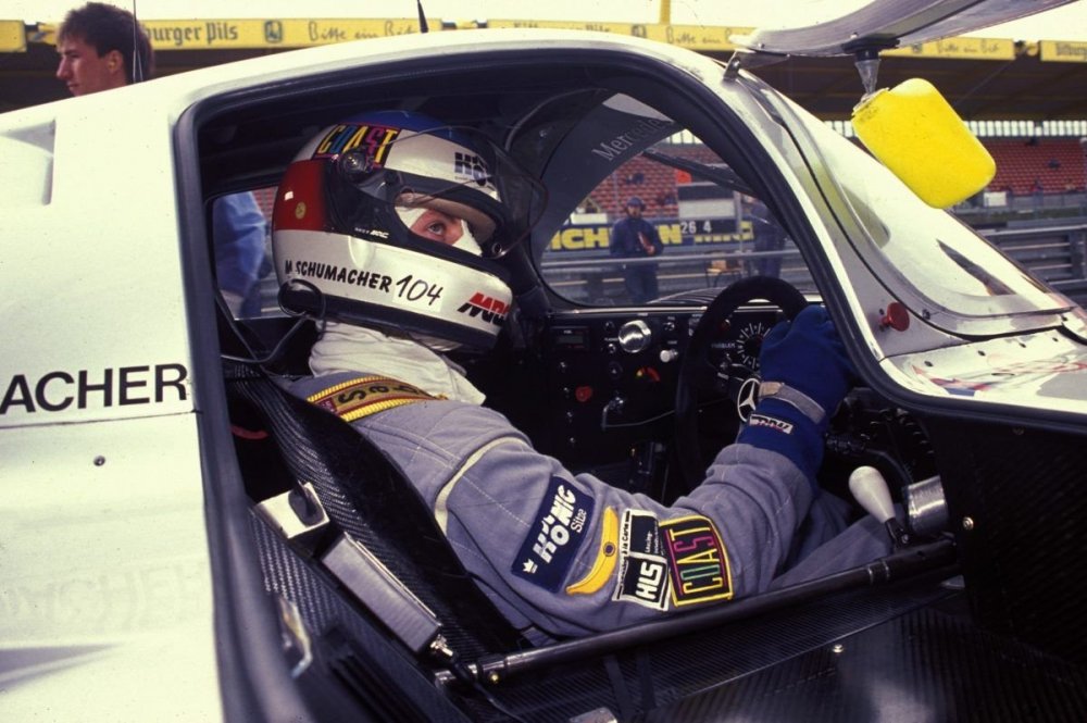 mercedes.thumb.jpg.d063a8715d53f415ed3b11080a8f0da6.jpg
