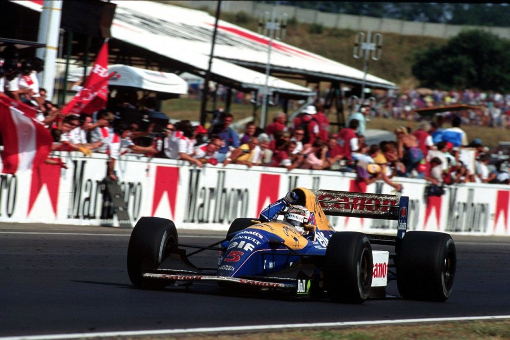 mansell.thumb.jpg.19ae0ac276bfaea25247509d87cd8a26.jpg