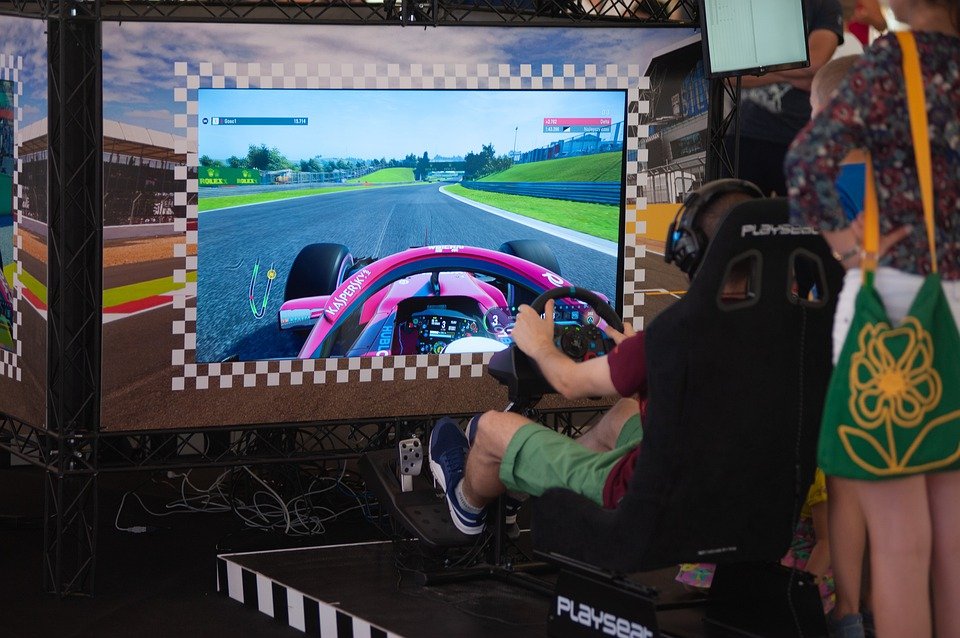 simulator-4315640_960_720.jpg