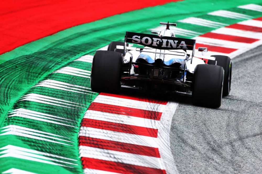tracklimits.thumb.jpg.b8bd4d1110be3300b548e33cf3d04939.jpg