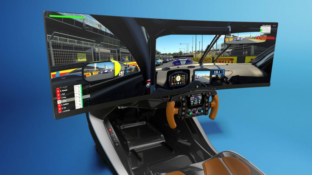 aston martin simulator 3.jpg