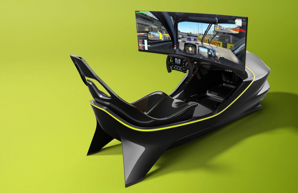 aston martin simulator 2.jpg