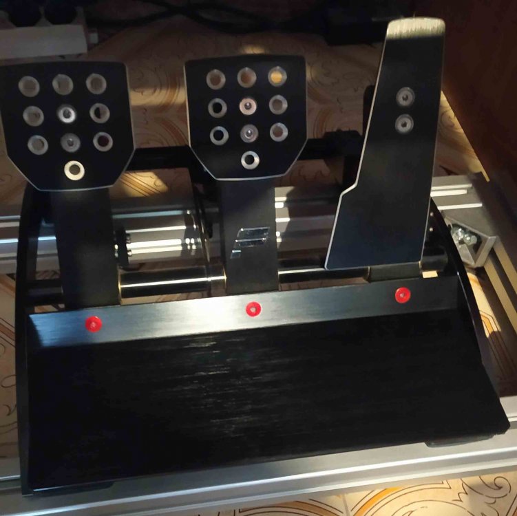 pedals v3low.jpg