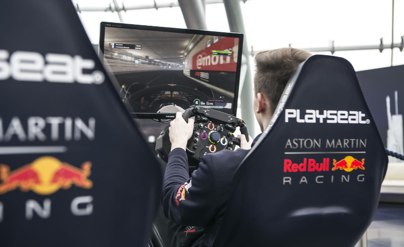 More information about "I piloti Red Bull Racing Esports si preparano per la nuova stagione di F1 virtuale"