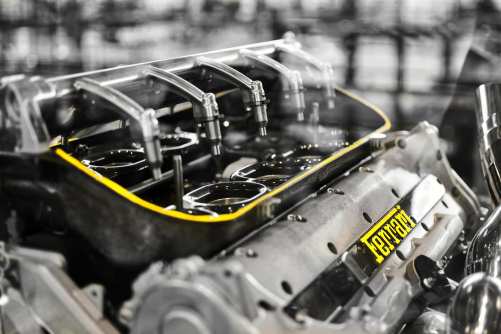 motore.thumb.jpg.0a8a0534b5adc25c340c8e2f05f8e205.jpg