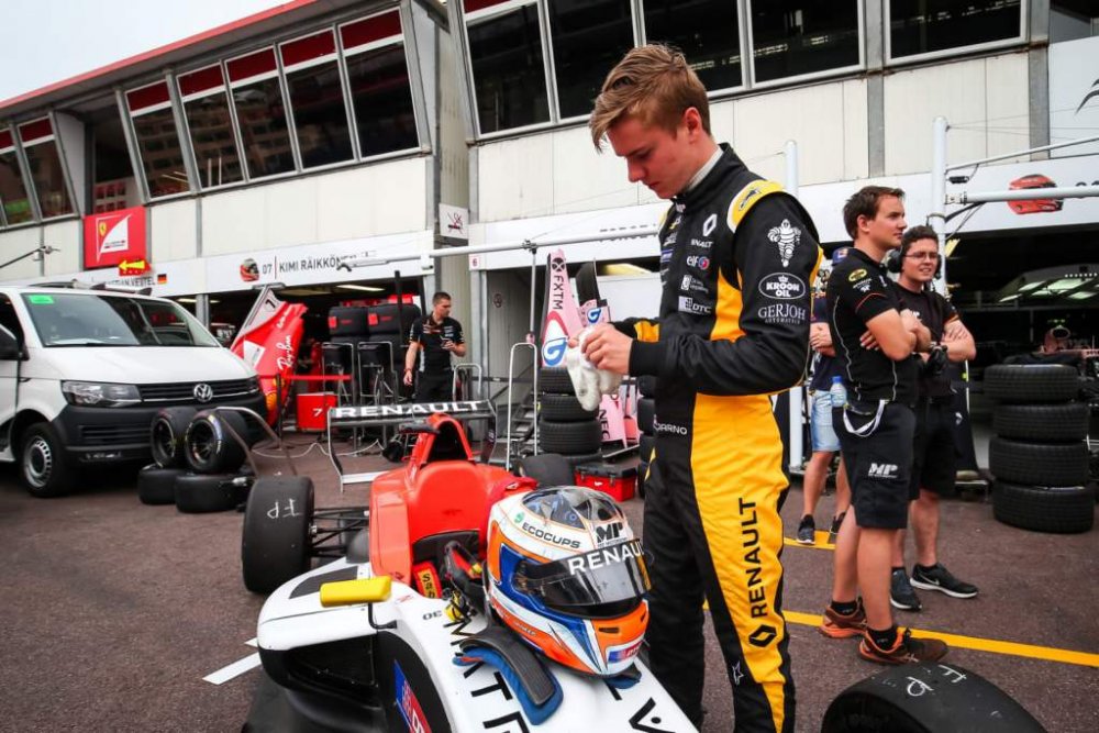 Jarno-Opmeer-Formula-Renault-PIC-2-1024x682.jpg