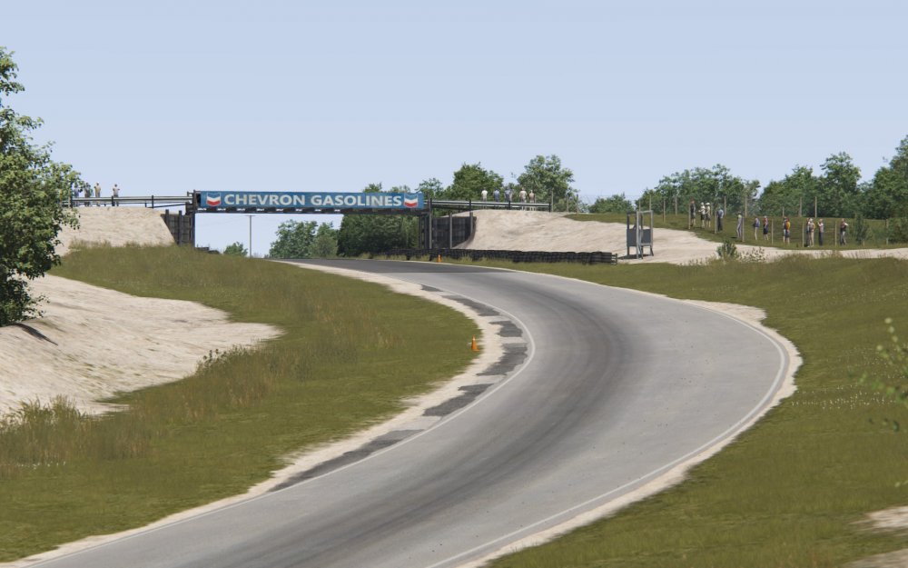 Screenshot_ks_porsche_962c_shorttail_bridgehampton_2-7-117-13-17-41.jpg