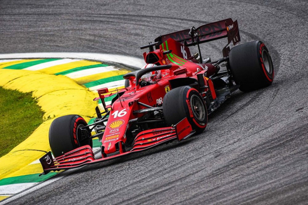 210160-scuderia-ferrari-brazilian-gp-friday-gallery-1024x682.jpg
