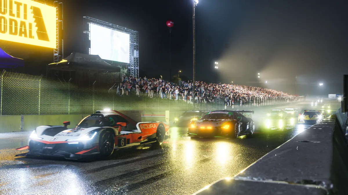 More information about "Forza Motorsport: Turn10 ci presenta in video la fisica delle sospensioni"