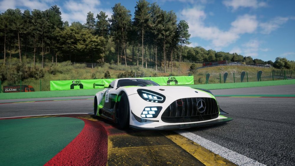 Mercedes-RENNSPORT.jpg