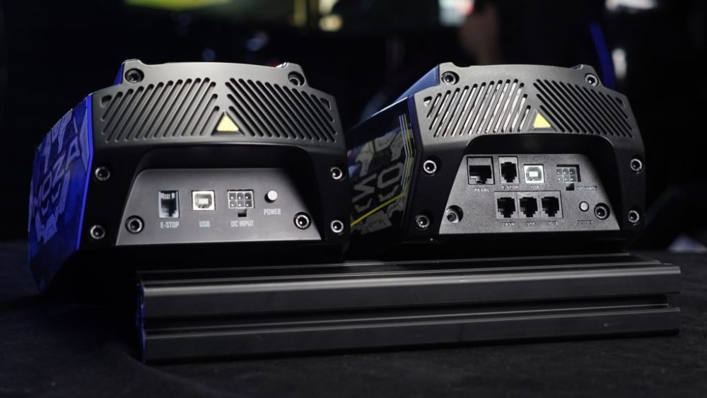 Moza-Racing-R21-old-vs-new.jpg