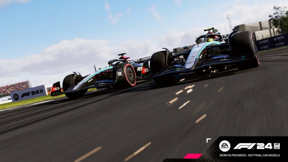 f124hm-reveal-merc-silv-sg03.jpg.adapt.crop16x9.1455w.jpg