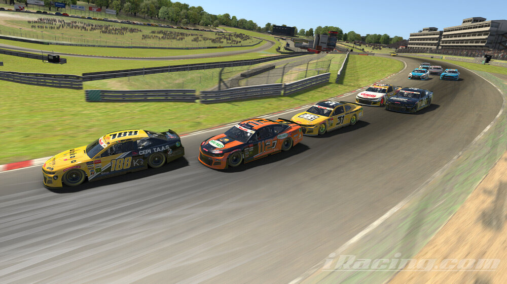 Guillaume-Hesnault-eNASCAR-Pandemic-Start-Brands-Hatch-2020.jpg