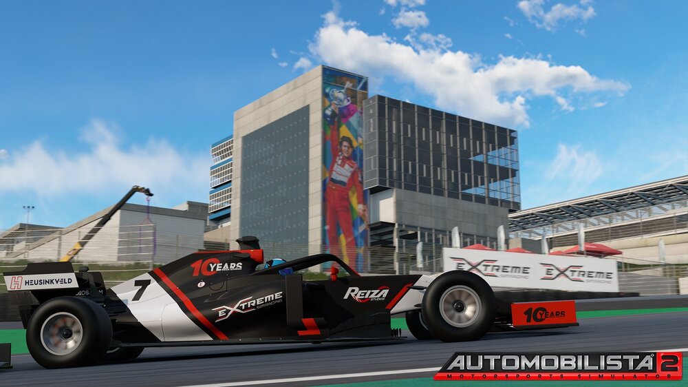 192518911_819326885357970_6068757761723606865_n.jpg