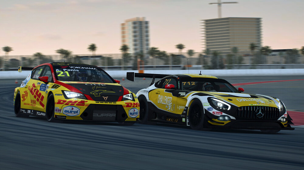 raceroom.jpg